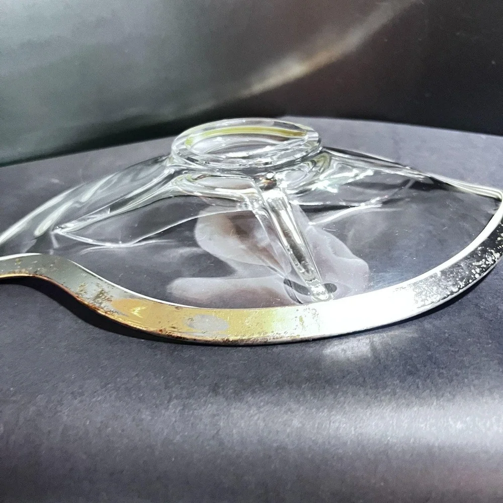 Vtg‎ Divided Relish Serving Dish Silver Plated Trim Art Clear Glass MCM Retro